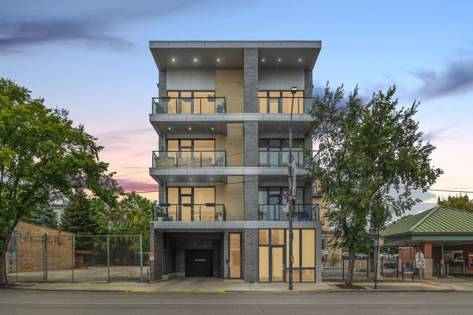 2116 West Chicago Avenue, Unit 3W Chicago, IL 60622 - Photo 1 of 37