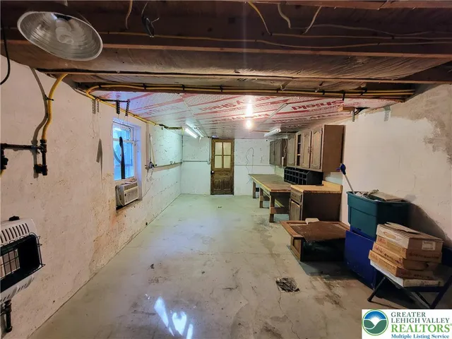 $335,000 | 313 East Fireline Road, Palmerton, PA 18071