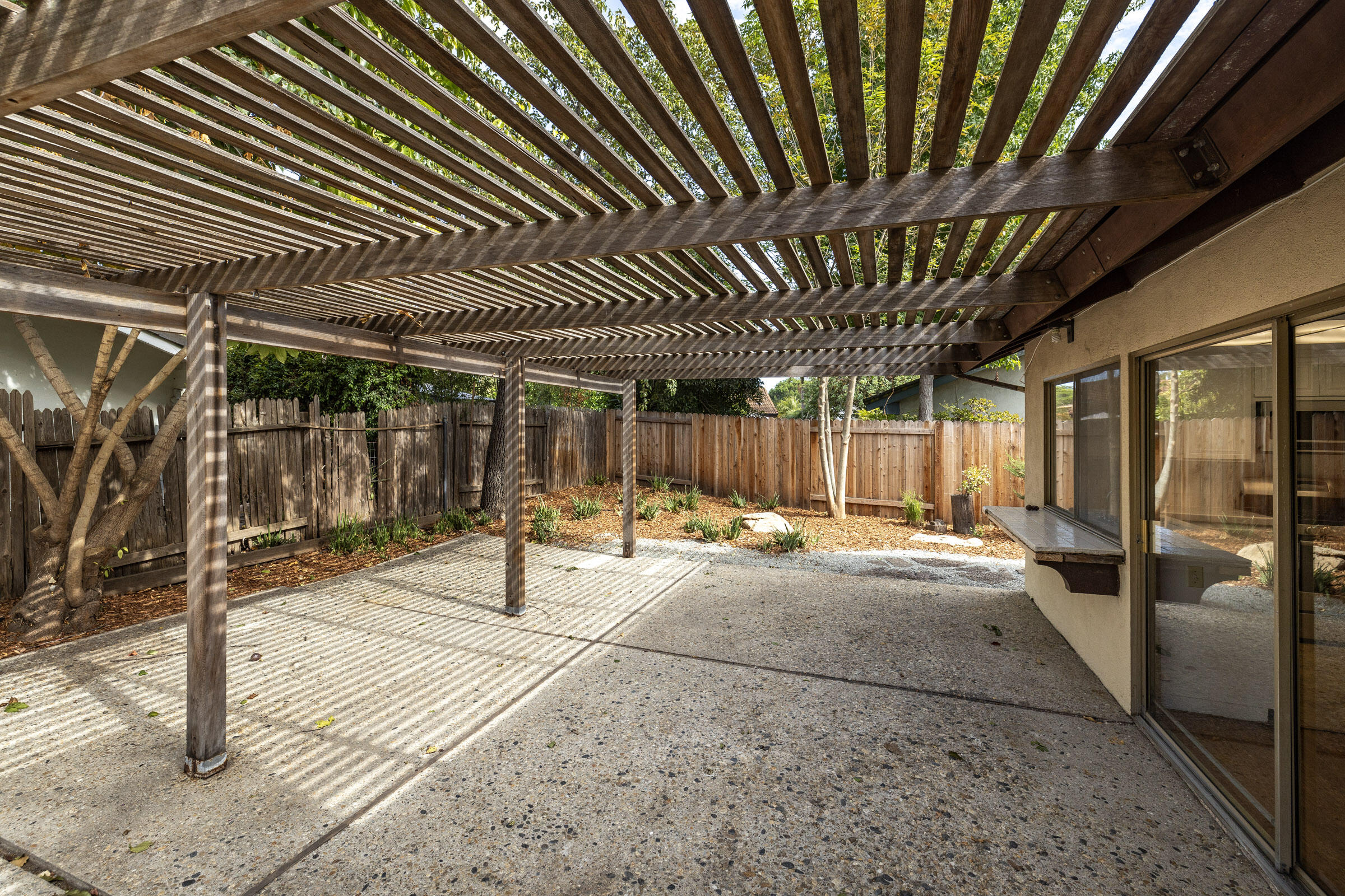 5121 Walnut Park Drive Santa Barbara, CA 93111 - Photo 12 of 23