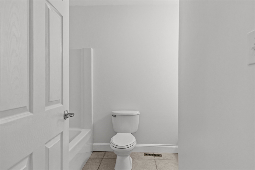 87 Simmons Street Rehoboth, MA 02769 - Photo 15 of 38