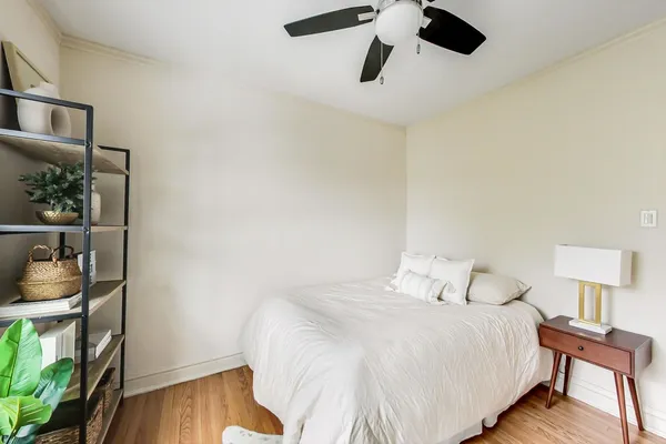 $2,745 | 1824 North Lincoln Park West, Unit 211, Chicago, IL 60614