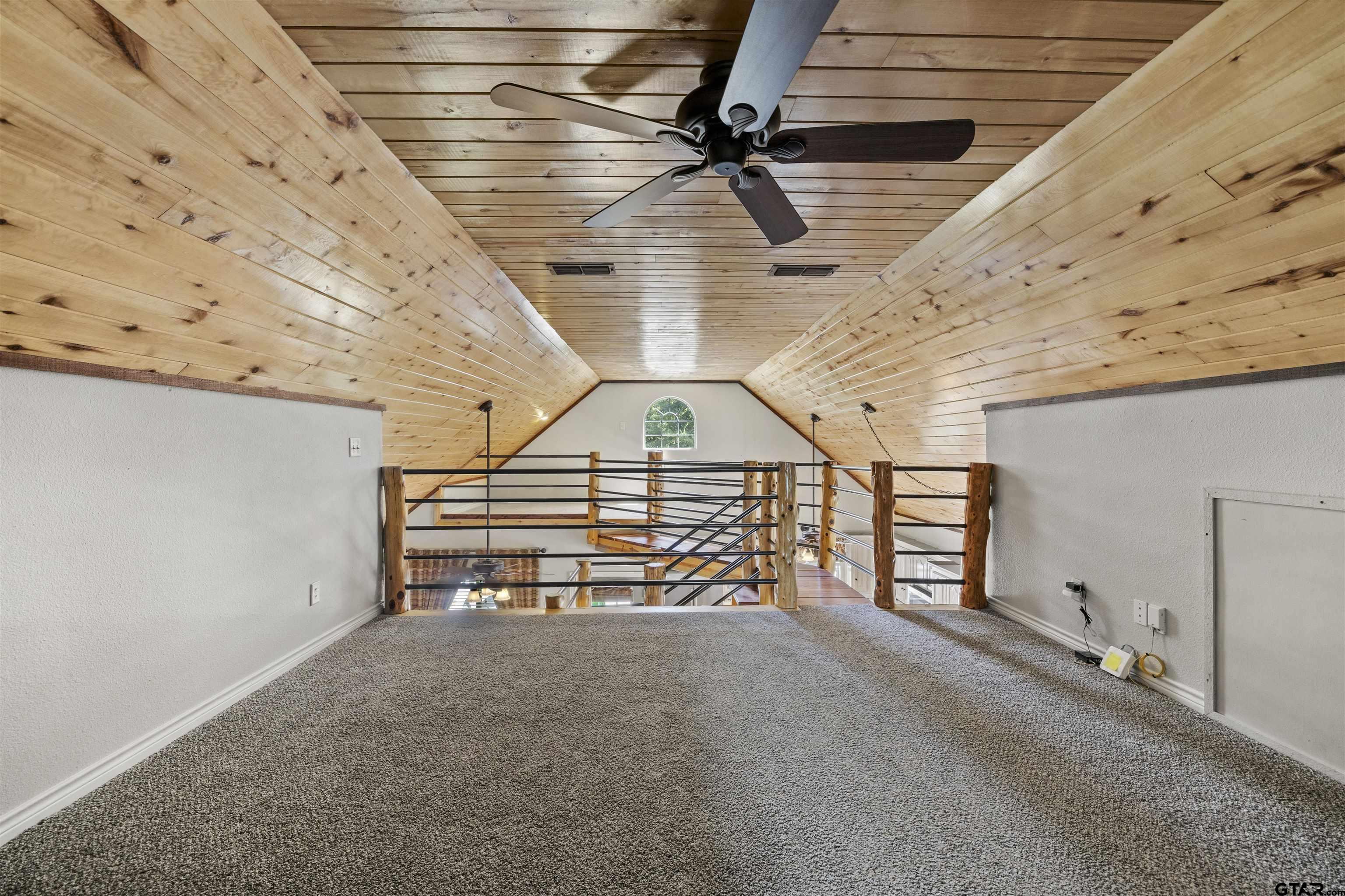 5066 Bob O Link Road Gilmer, TX 75645 - Photo 25 of 34 a view of entryway