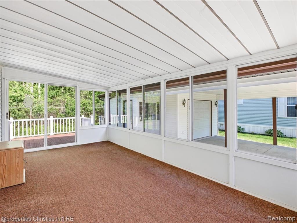 3333 Ravenswood Road, Unit 81 Marysville, MI 48040 - Photo 22 of 30