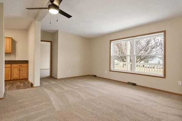 $99,900 | 5647 Buttercup Lane, Machesney Park, IL 61115