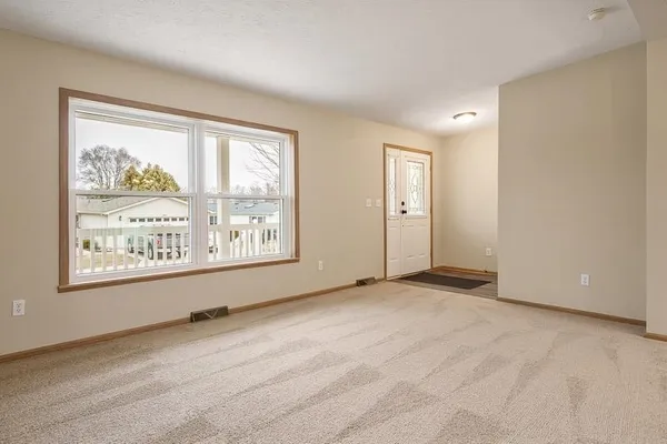 $99,900 | 5647 Buttercup Lane, Machesney Park, IL 61115