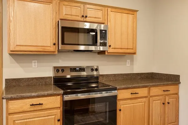 $99,900 | 5647 Buttercup Lane, Machesney Park, IL 61115