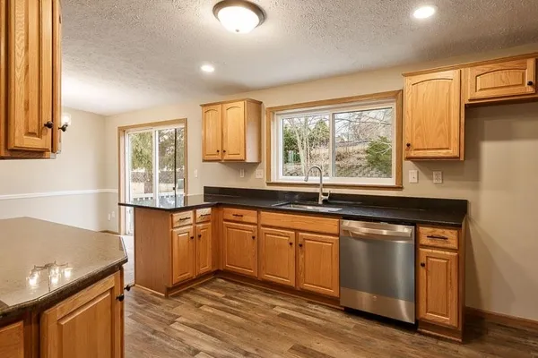 $99,900 | 5647 Buttercup Lane, Machesney Park, IL 61115