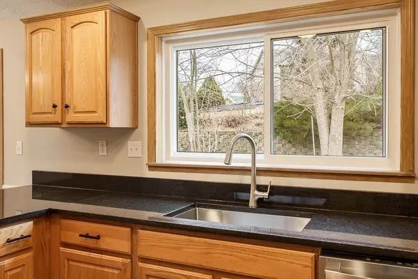 $99,900 | 5647 Buttercup Lane, Machesney Park, IL 61115