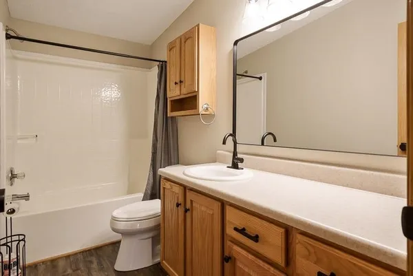 $99,900 | 5647 Buttercup Lane, Machesney Park, IL 61115