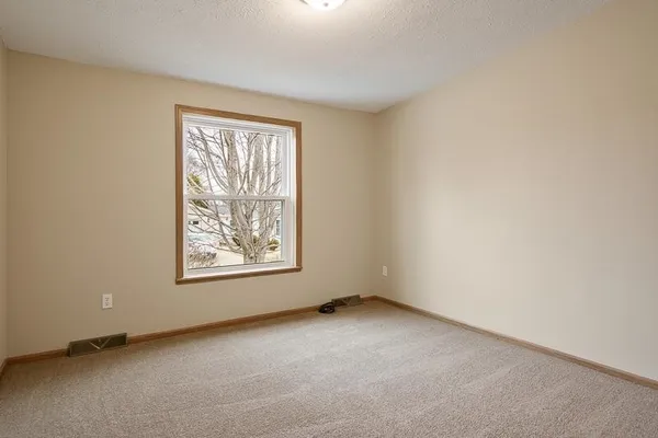$99,900 | 5647 Buttercup Lane, Machesney Park, IL 61115