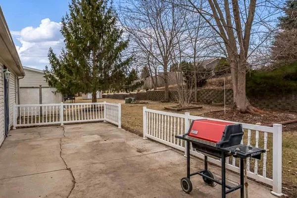 $99,900 | 5647 Buttercup Lane, Machesney Park, IL 61115