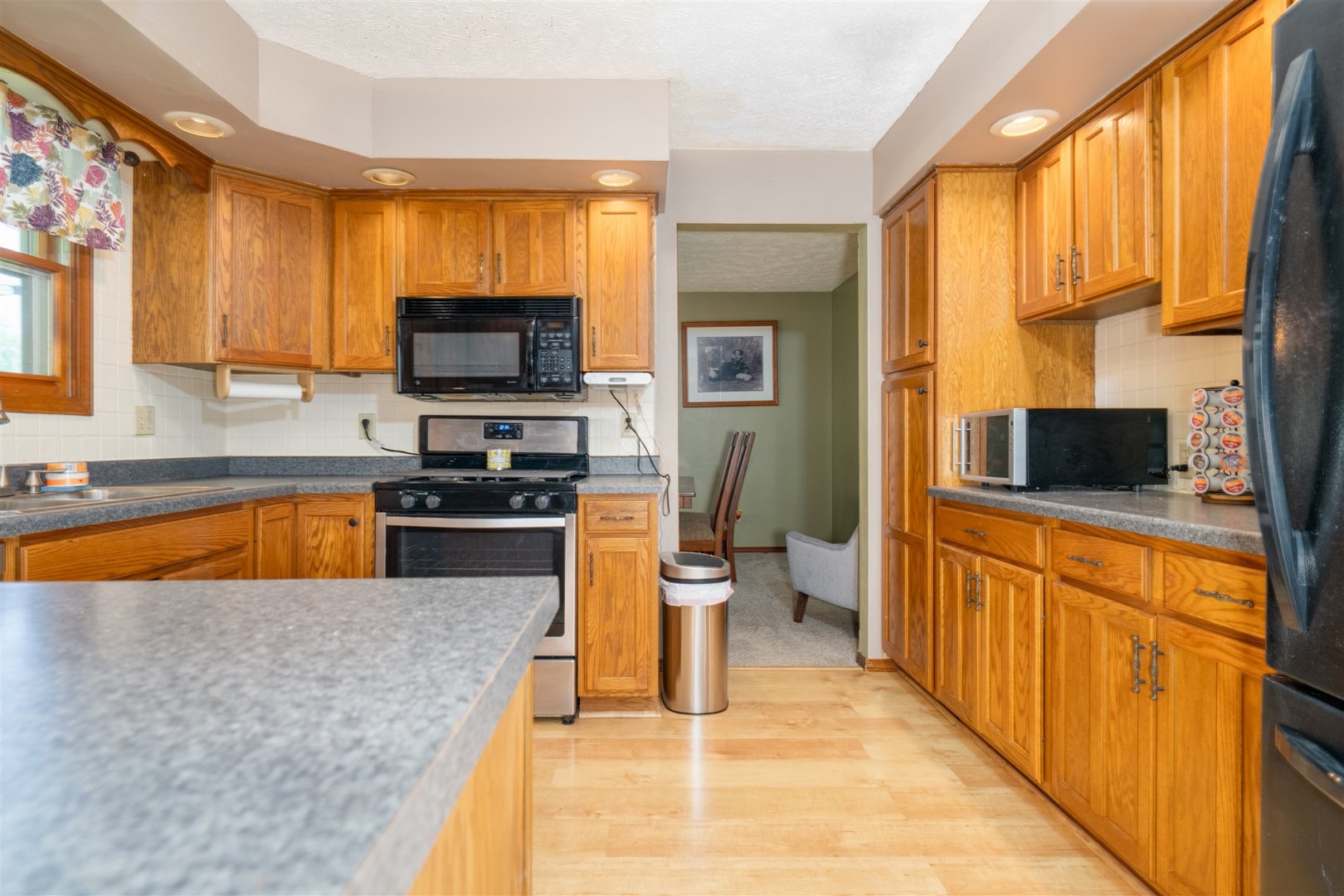 1107 Bailey Drive Pontiac, IL 61764 - Photo 11 of 56