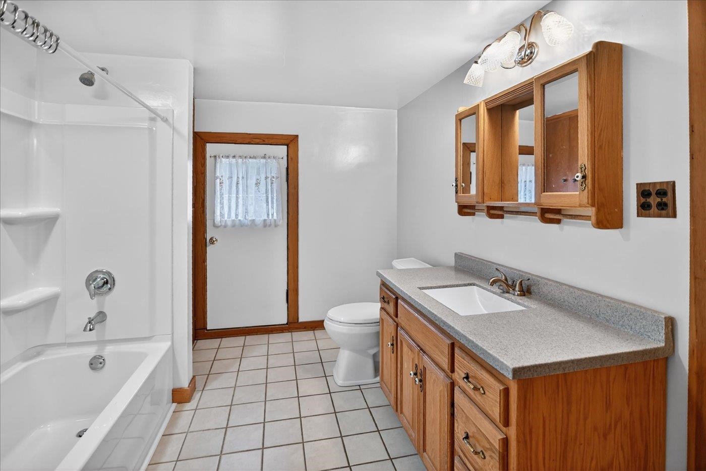 6059 Portage Road DeForest, WI 53532 - Photo 23 of 52
