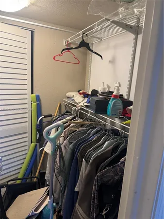 $300,000 | 2731 Northeast 14th Street, Unit 324, Pompano Beach, FL 33062