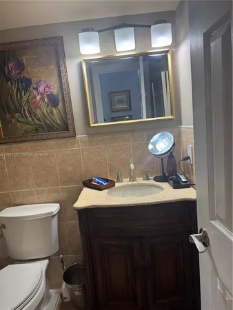 $300,000 | 2731 Northeast 14th Street, Unit 324, Pompano Beach, FL 33062