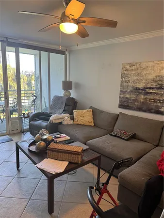 $300,000 | 2731 Northeast 14th Street, Unit 324, Pompano Beach, FL 33062