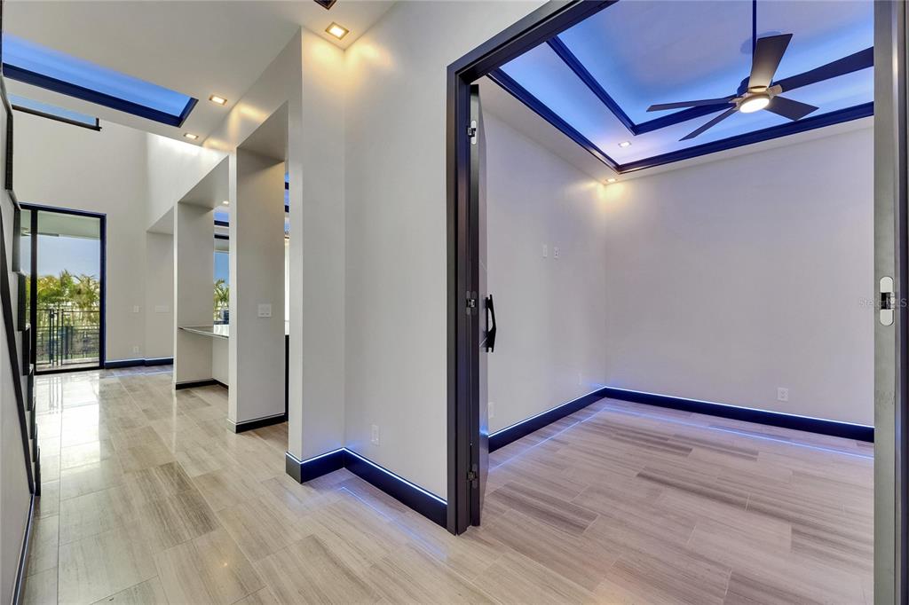 6528 Simone Shores Circle Apollo Beach, FL 33572 - Photo 18 of 98