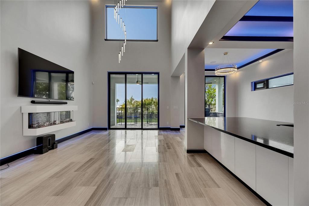 6528 Simone Shores Circle Apollo Beach, FL 33572 - Photo 24 of 98