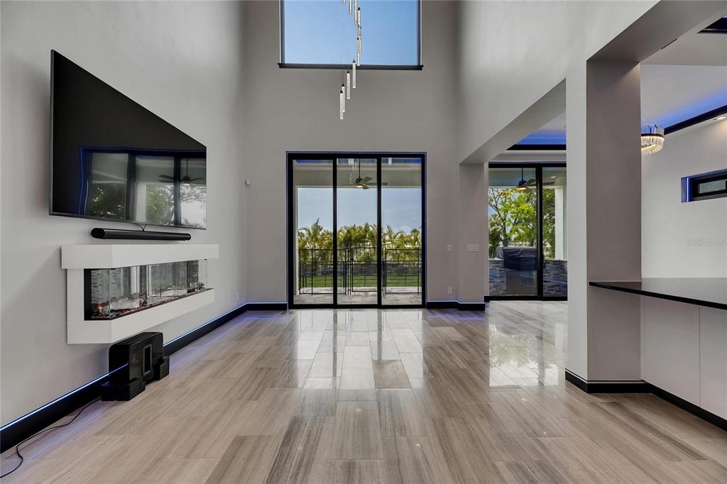 6528 Simone Shores Circle Apollo Beach, FL 33572 - Photo 26 of 98