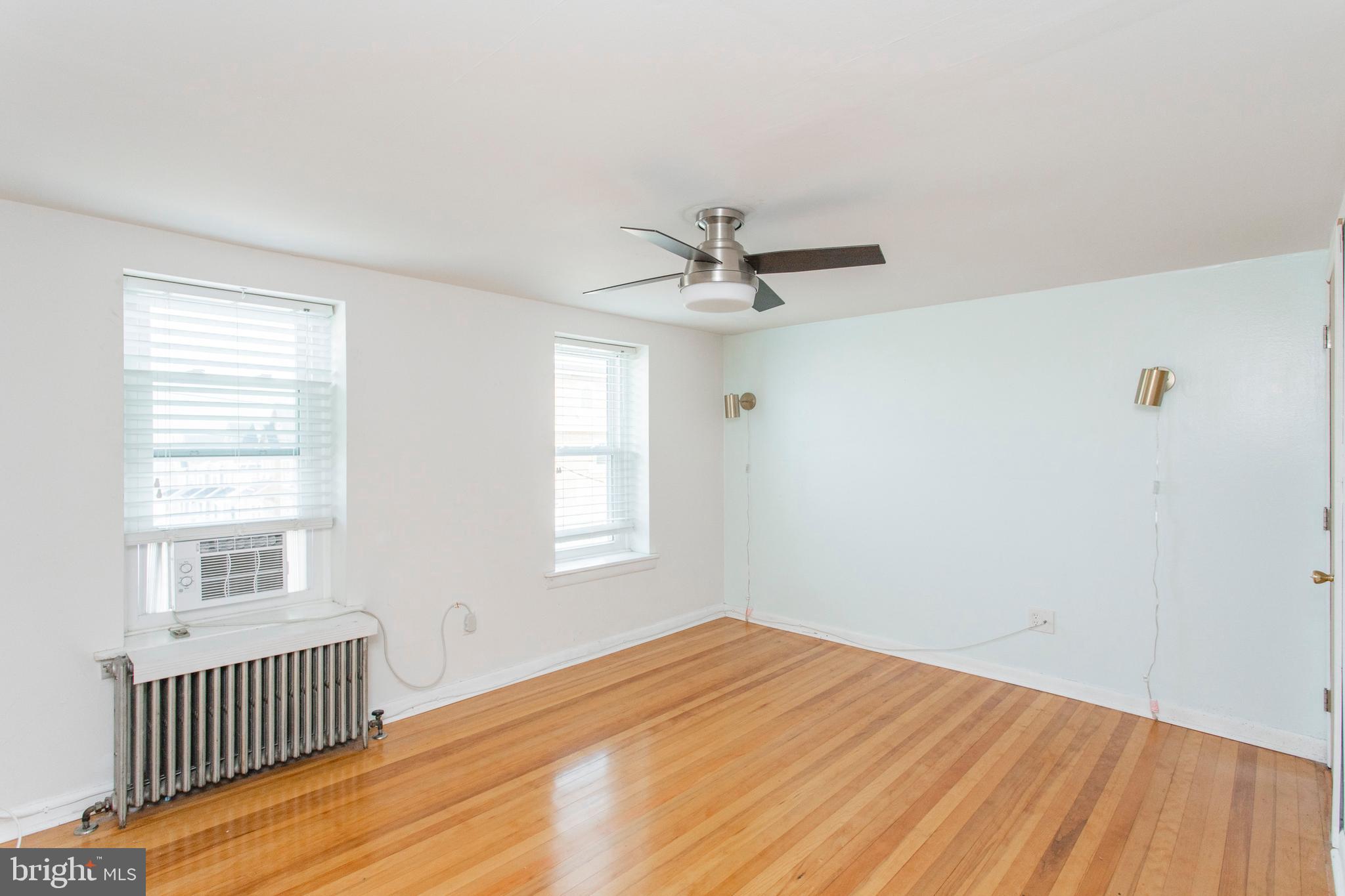 655 Coates Street Bridgeport, PA 19405 - Photo 12 of 34 Bedroom 1