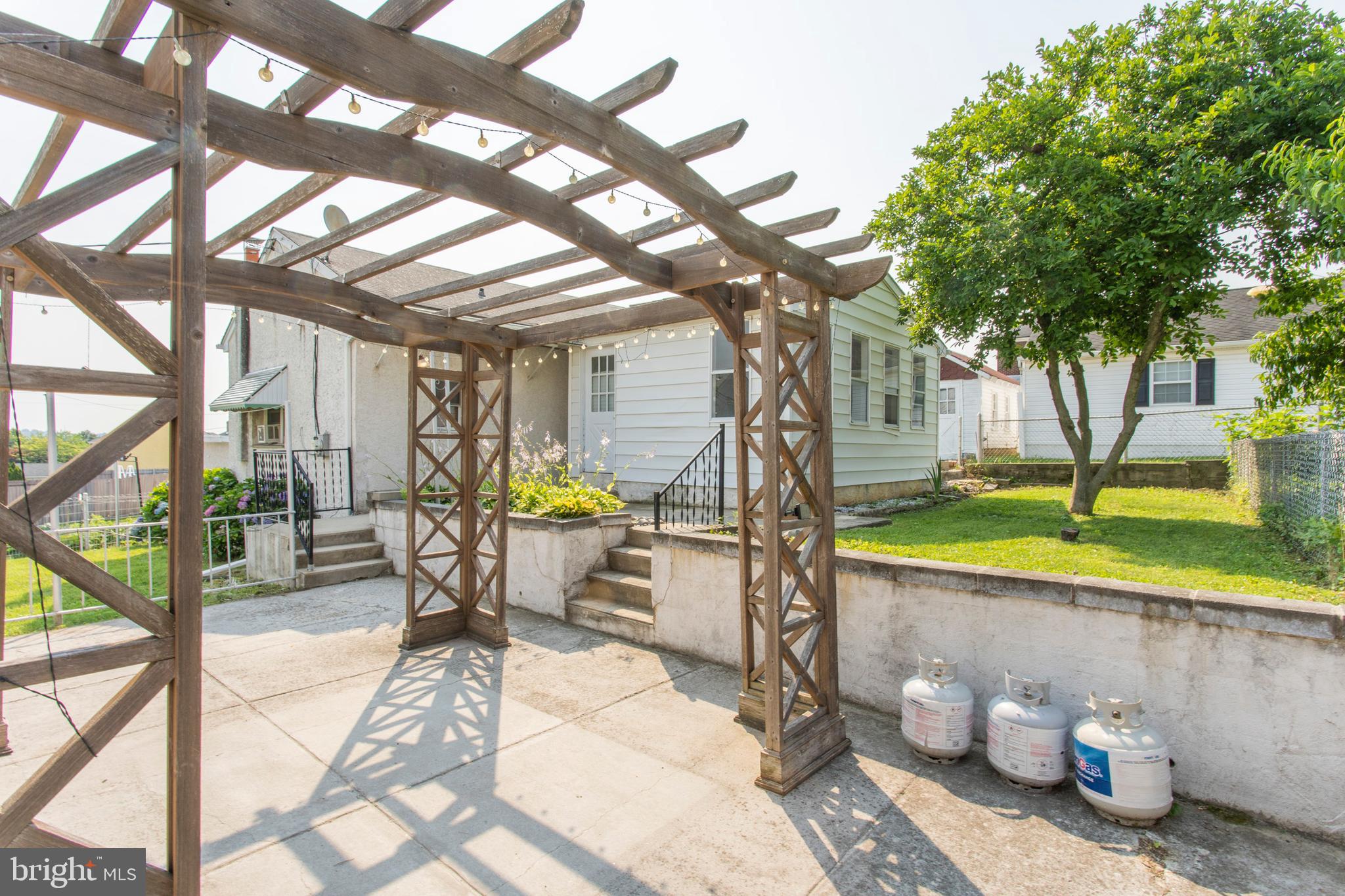 655 Coates Street Bridgeport, PA 19405 - Photo 23 of 34 Back Patio
