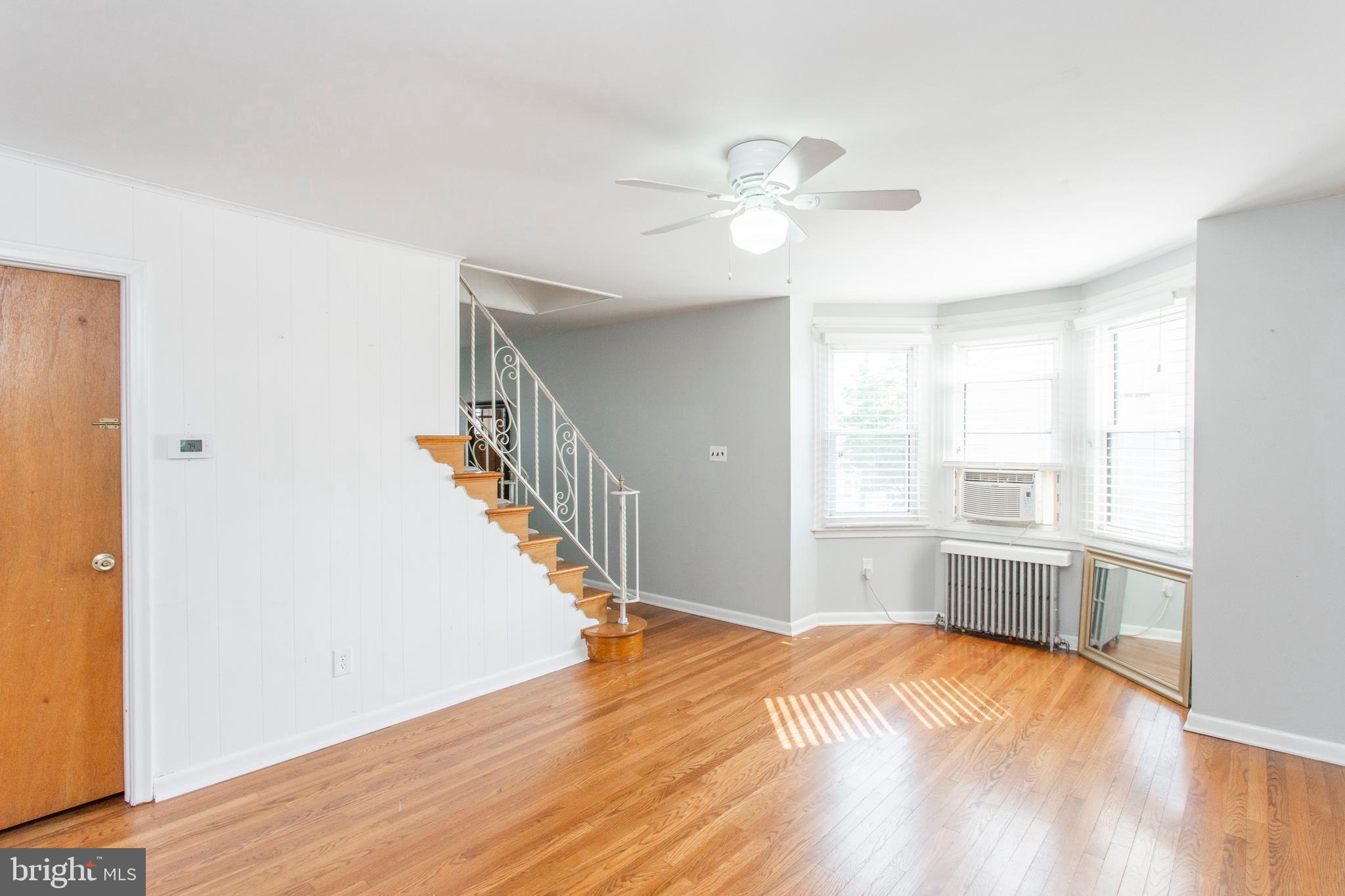 655 Coates Street Bridgeport, PA 19405 - Photo 7 of 34 2nd Living Room Area