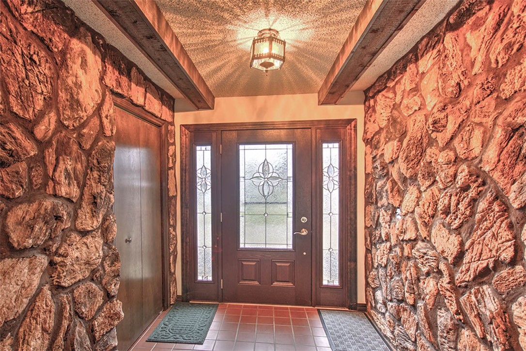 2101 Barding Avenue Decatur, IL 62526 - Photo 10 of 29