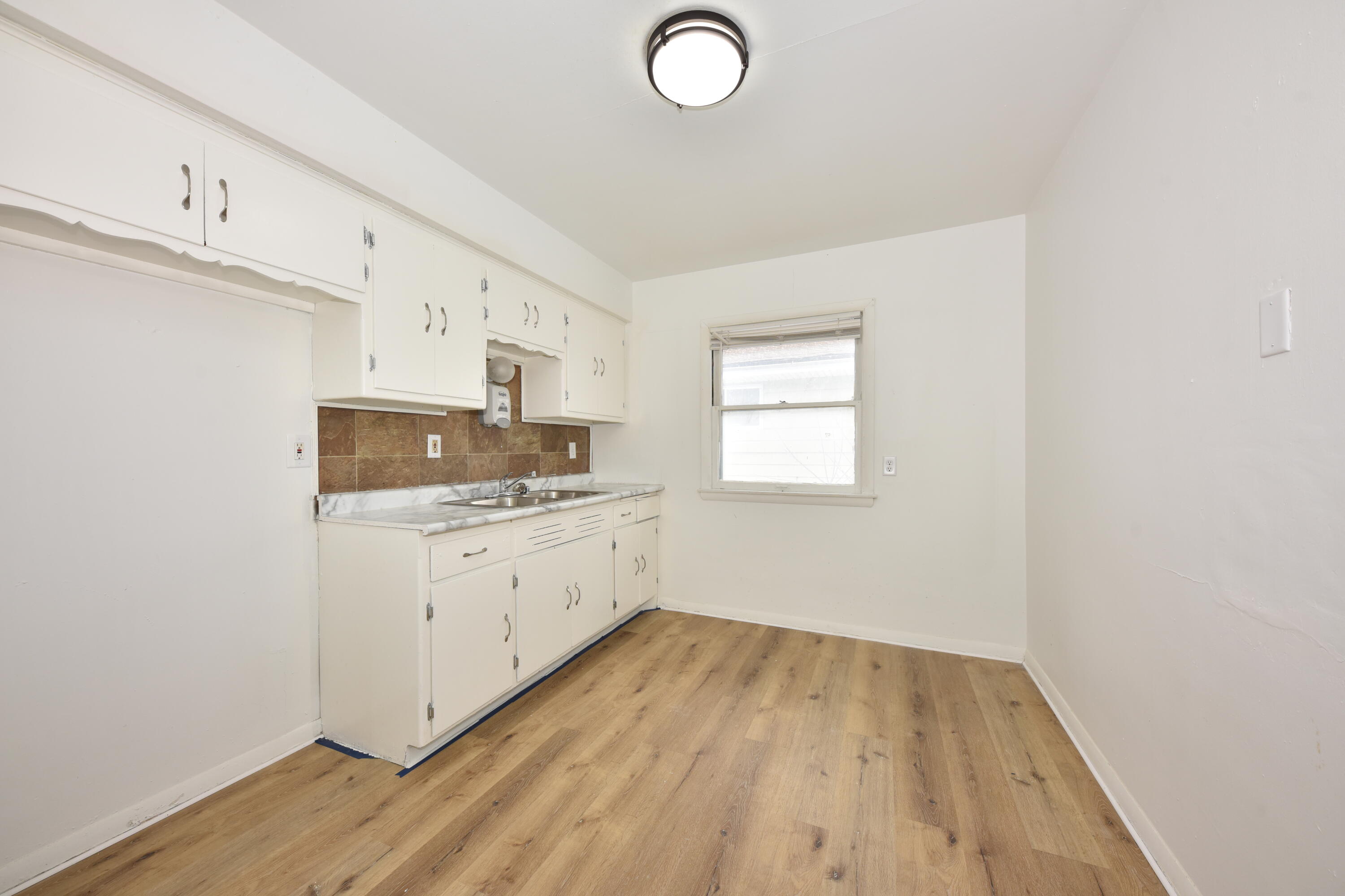 5754 North 65th Street Milwaukee, WI 53218 - Photo 12 of 26 EUP_2630