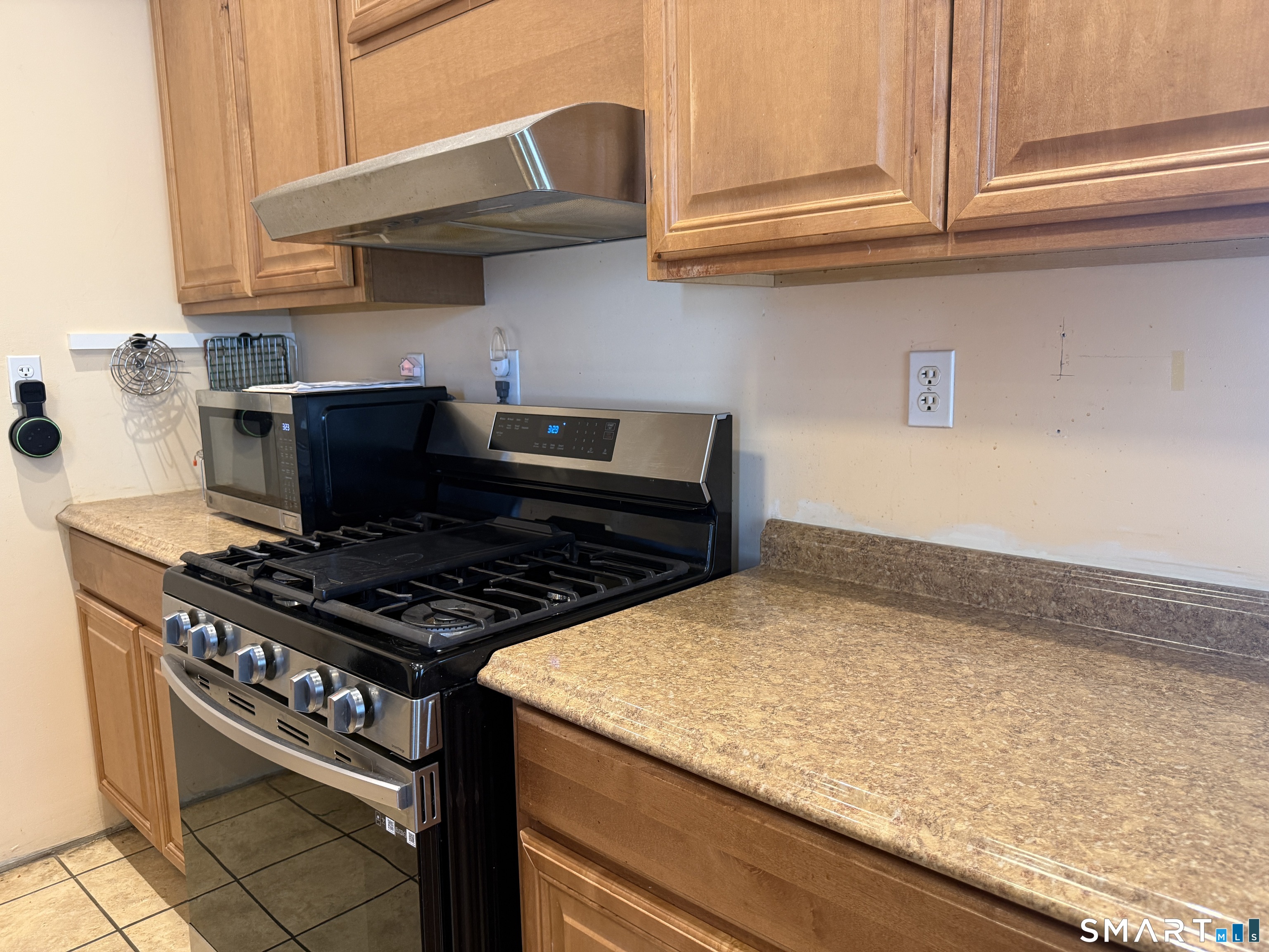41-45 Wade Street Bridgeport, CT 06604 - Photo 17 of 40