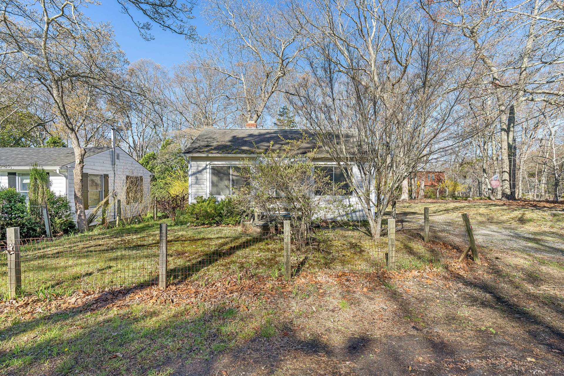 170 Little Fresh Pond Road Southampton, NY 11968 - Photo 12 of 17