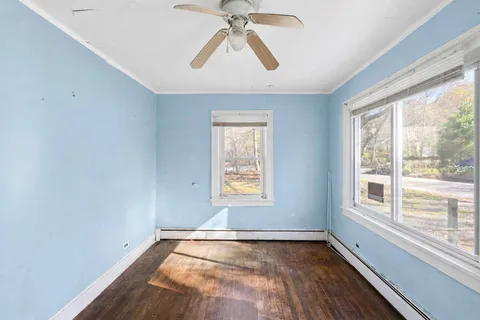 $799,000 | 170 Little Fresh Pond Road, Southampton, NY 11968