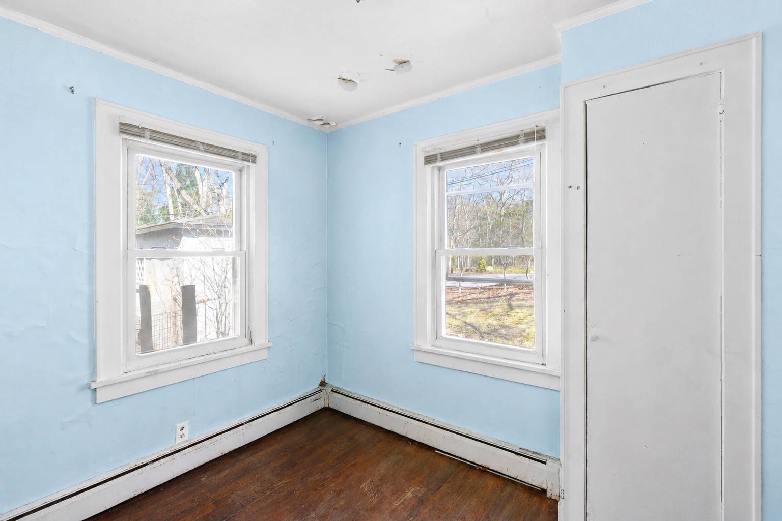 170 Little Fresh Pond Road Southampton, NY 11968 - Photo 8 of 17