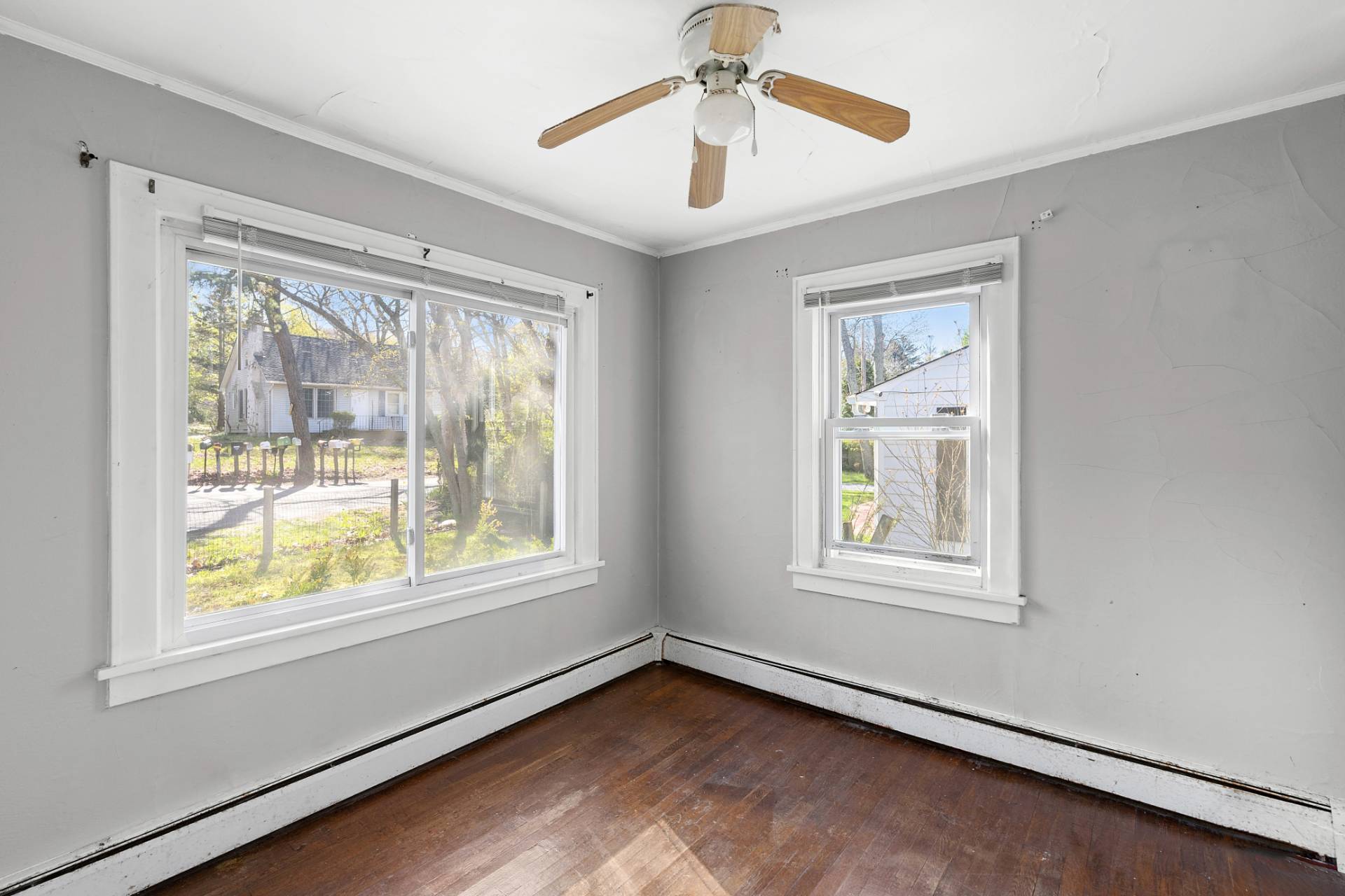170 Little Fresh Pond Road Southampton, NY 11968 - Photo 9 of 17