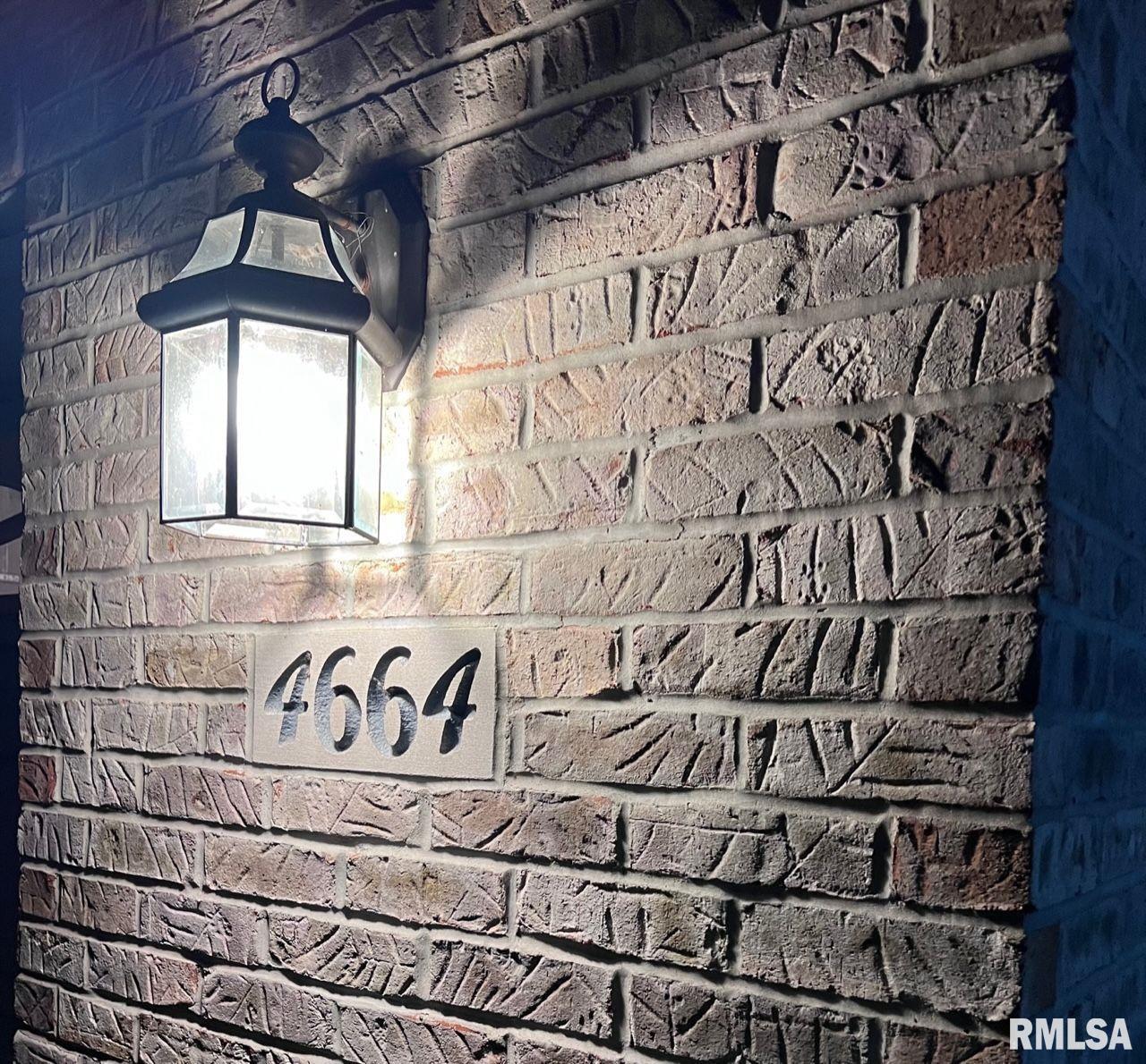 4664 Svenson Drive Springfield, IL 62711 - Photo 5 of 32