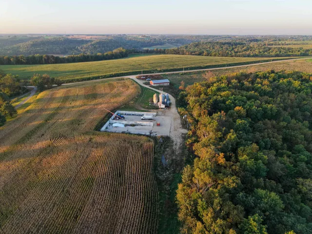 $90,000 | 28928 Monarch Avenue, Kendall, WI 54638