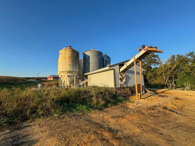 $90,000 | 28928 Monarch Avenue, Kendall, WI 54638