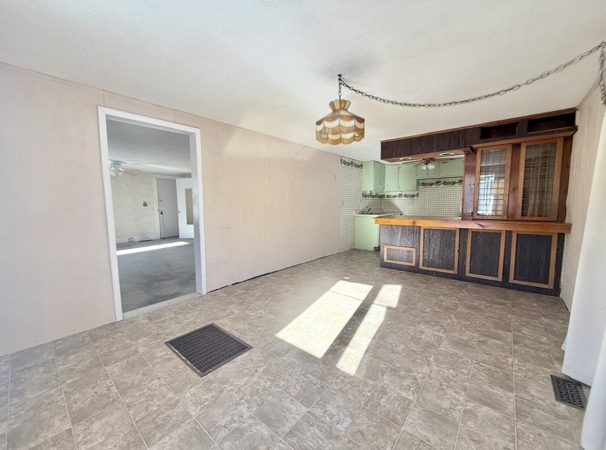 129 Grove Street Poultney, VT 05764 - Photo 11 of 29