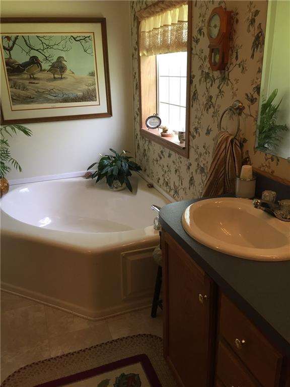 4013 Watson Road Nashville, IN 47468 - Photo 11 of 24 Gallery Image 11
