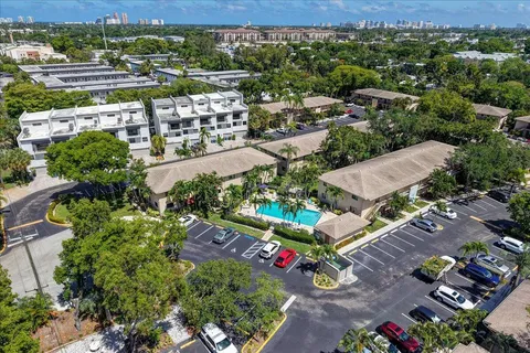 $249,900 | 2965 Northeast 8th Terrace, Unit 101, Oakland Park, FL 33334