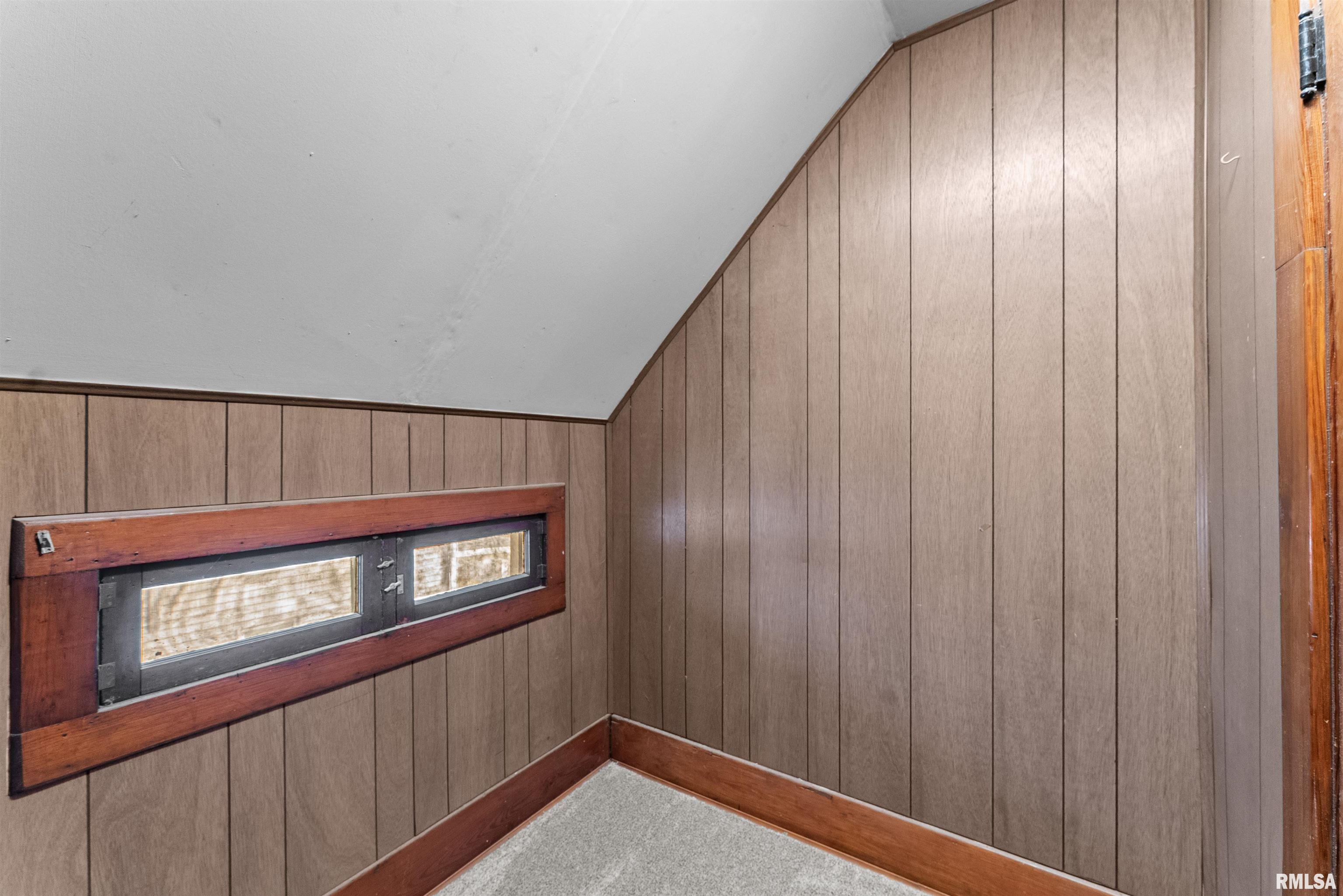 1703 18th Avenue Moline, IL 61265 - Photo 14 of 20