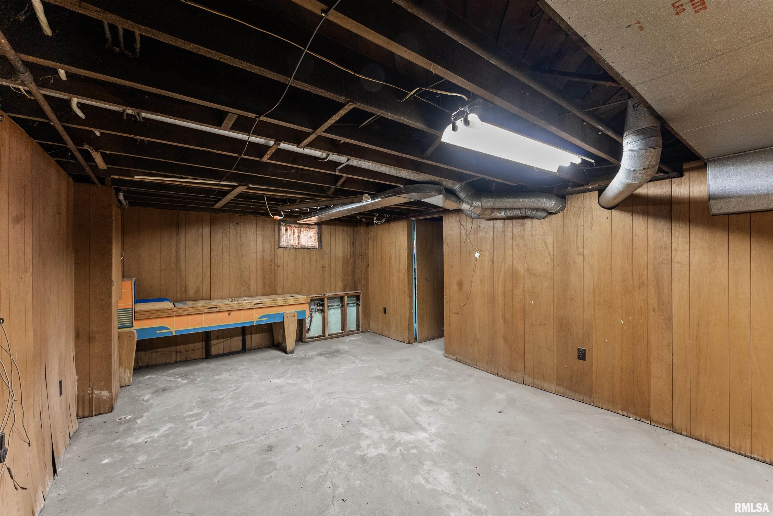 1703 18th Avenue Moline, IL 61265 - Photo 16 of 20