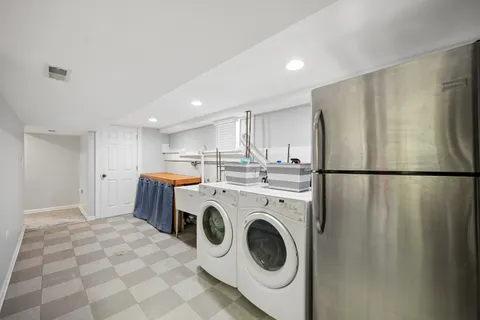 $1,150,000 | 2751 Girard Avenue, Evanston, IL 60201
