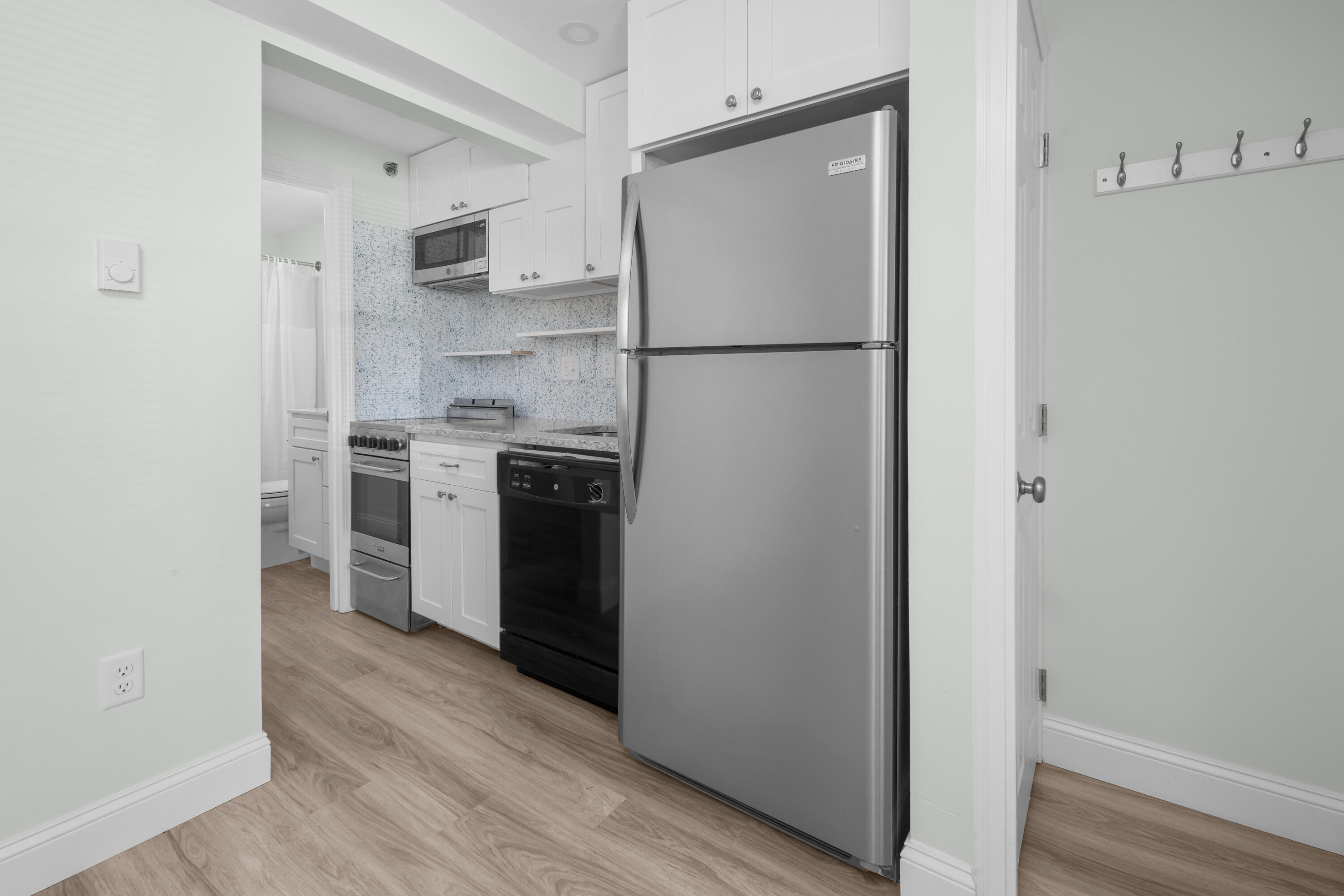 1072 Post Road, Unit 102 Wells, ME 04090 - Photo 5 of 25 Kitchen-1