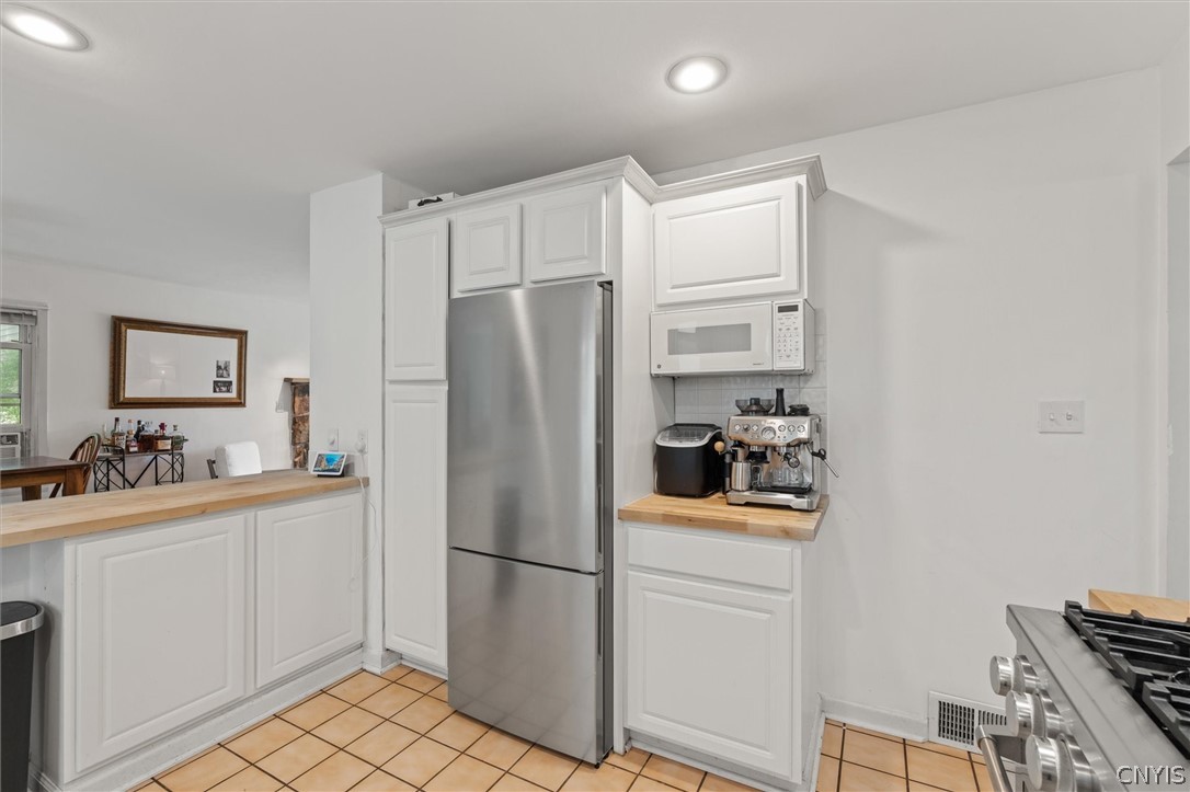 141 Edgehill Road Syracuse, NY 13224 - Photo 18 of 50