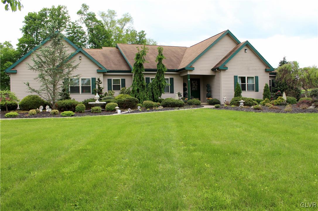 6068 Tollgate Road Zionsville, PA 18092 - Photo 1 of 26 Gallery Image 1