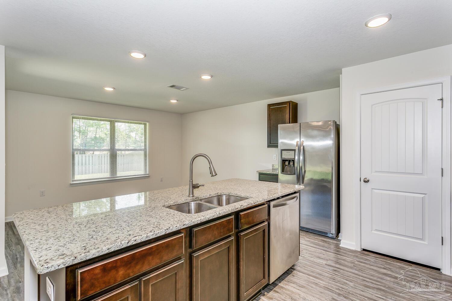 360 Merlin Court Crestview, FL 32539 - Photo 13 of 38 Gallery Image 13