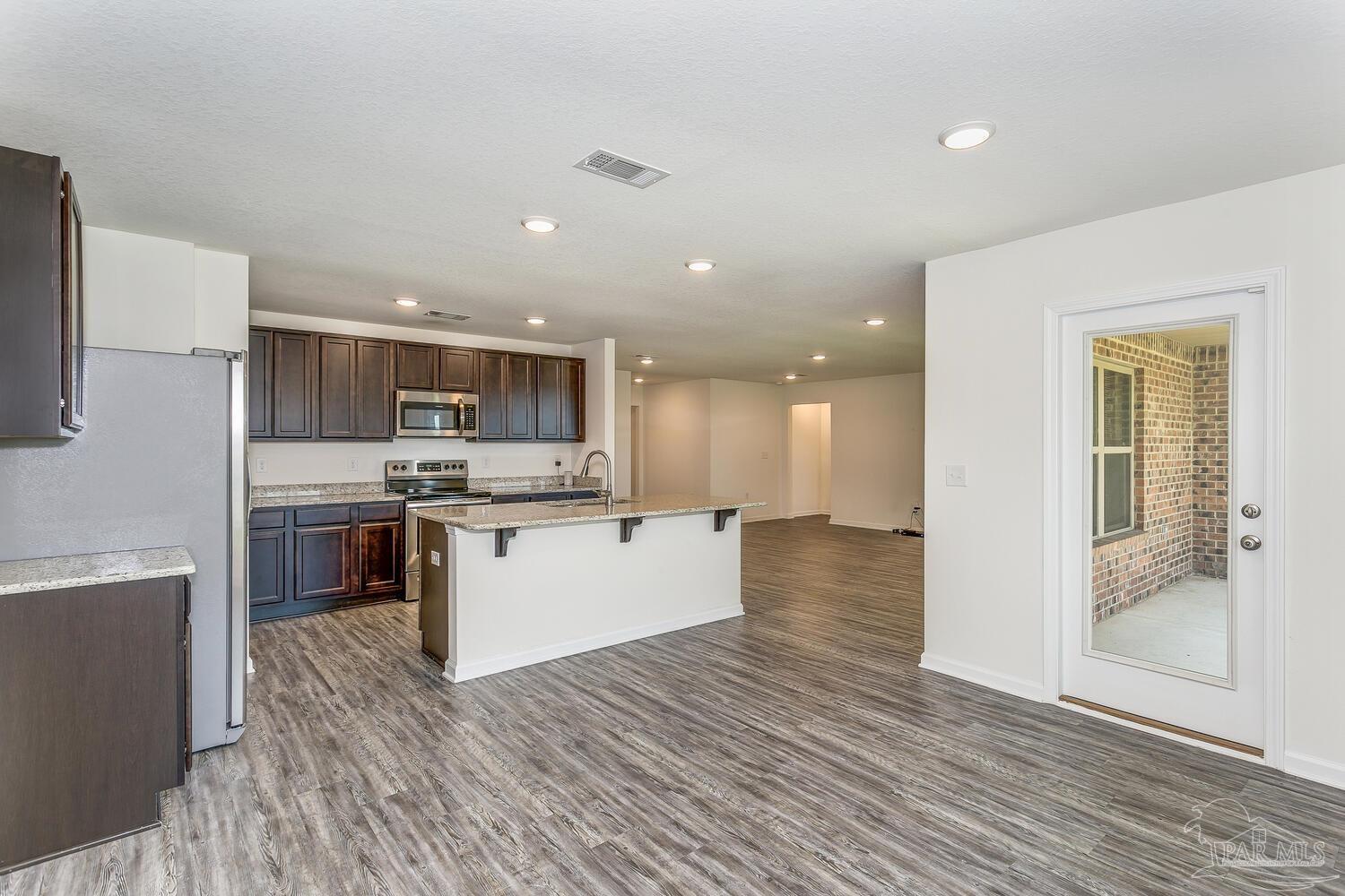 360 Merlin Court Crestview, FL 32539 - Photo 15 of 38 Gallery Image 15