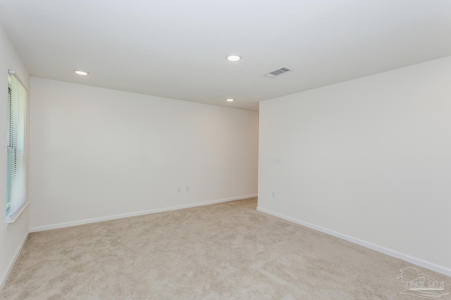 360 Merlin Court Crestview, FL 32539 - Photo 17 of 38 Gallery Image 17