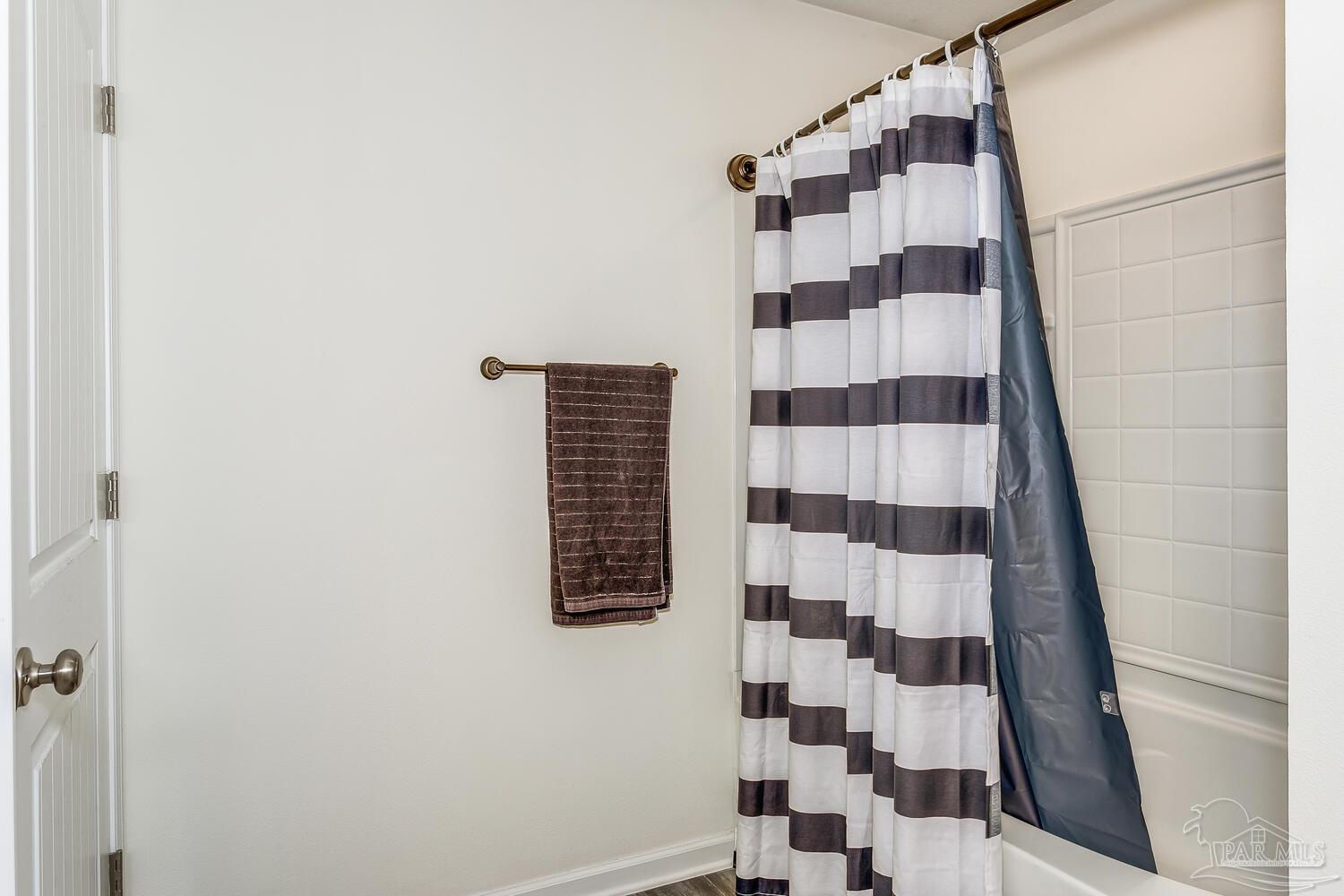 360 Merlin Court Crestview, FL 32539 - Photo 20 of 38 Gallery Image 20