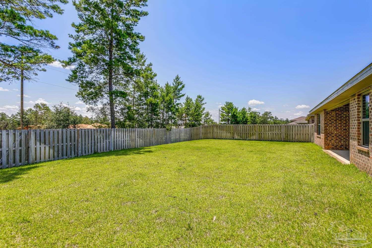 360 Merlin Court Crestview, FL 32539 - Photo 37 of 38 Gallery Image 37
